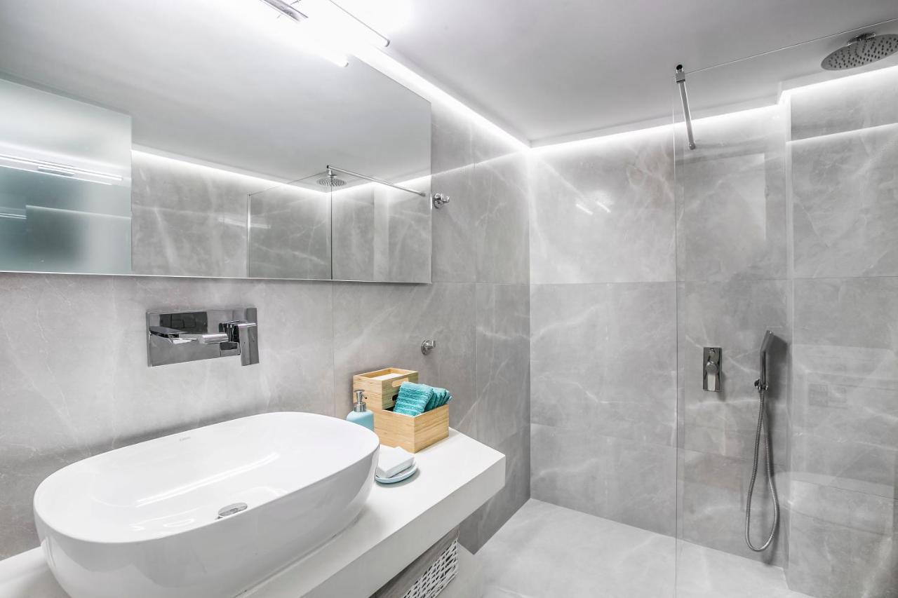 Modern Flat In The Grounds Of Acropolis Monuments -armonia-